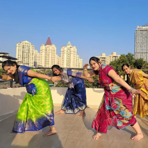 Bollywood Dance Classes Thane