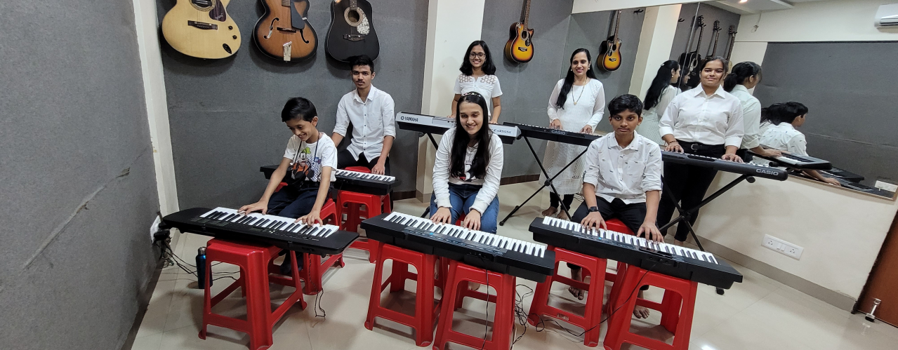 Music  classes Sangeeta Academy Thane
